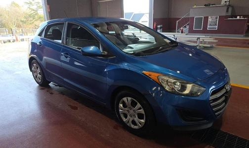 2017 Hyundai Elantra GT Base