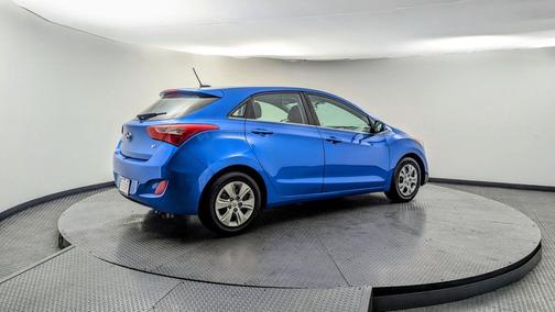 2017 Hyundai Elantra GT Base