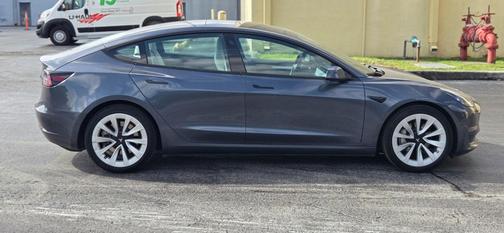 2022 Tesla Model 3 Standard Range