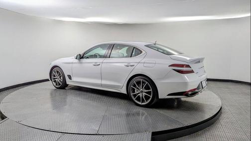 2024 Genesis G70 2.5T