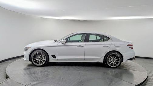 2024 Genesis G70 2.5T