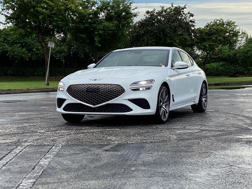 2024 Genesis G70 2.5T