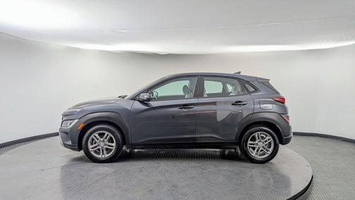 2022 Hyundai KONA SE