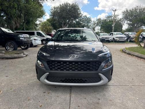 2022 Hyundai KONA SE