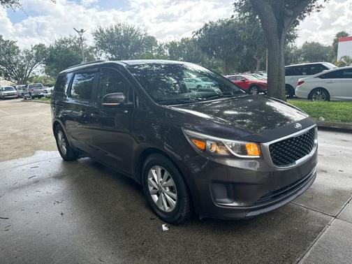 2016 Kia Sedona LX