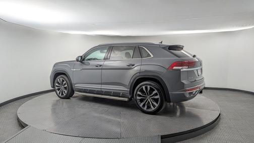 2022 Volkswagen Atlas Cross Sport 3.6L V6 SEL Premium R-Line