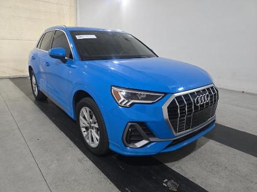 2023 Audi Q3 S LINE PREMIUM