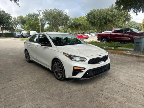 Snow White Pearl 2020 Kia Forte GT