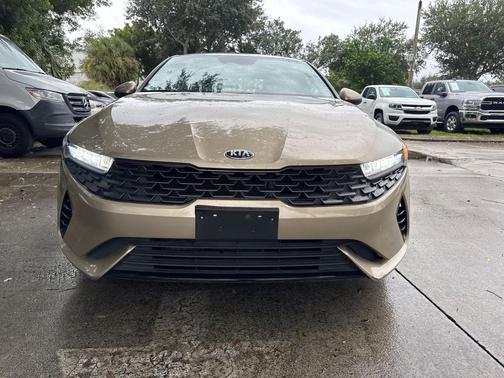 2021 Kia K5 LXS
