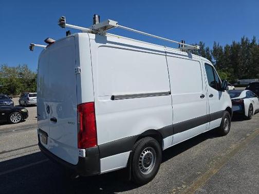 2020 Mercedes-Benz Sprinter 1500 Standard Roof I4