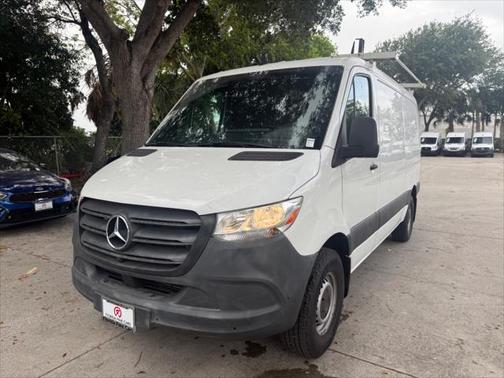 2020 Mercedes-Benz Sprinter 1500 Standard Roof I4