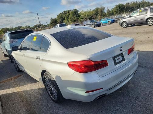 2018 BMW 540 i