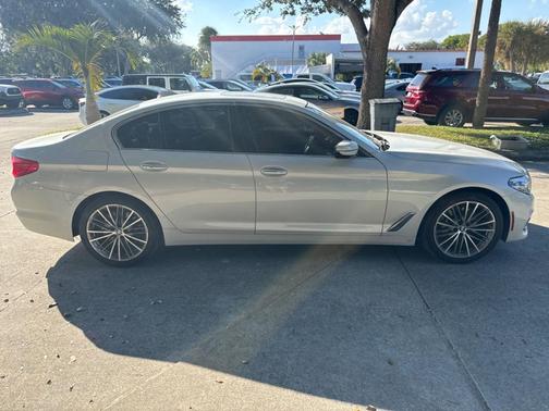 2018 BMW 540 i