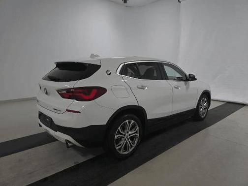 2022 BMW X2 sDrive28i