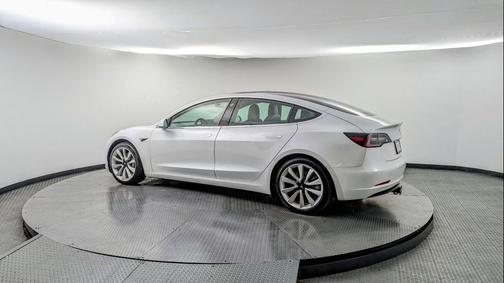 2019 Tesla Model 3 Standard Range Plus