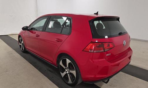 2015 Volkswagen Golf GTI 2.0T S 4-Door