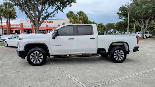 2022 Chevrolet Silverado 2500 Custom