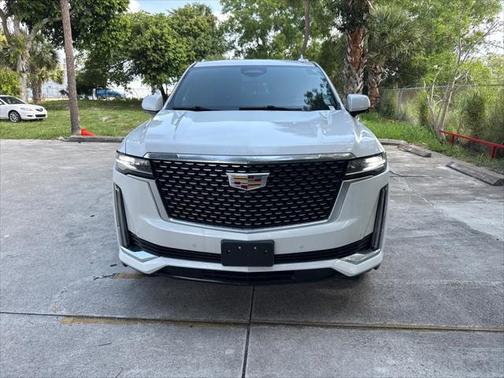 2022 Cadillac Escalade Luxury