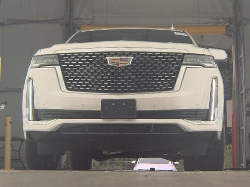 2022 Cadillac Escalade Luxury