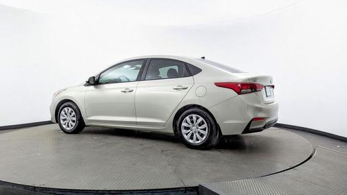 2019 Hyundai Accent SE