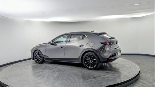 2019 Mazda Mazda3 FWD w/Premium Package