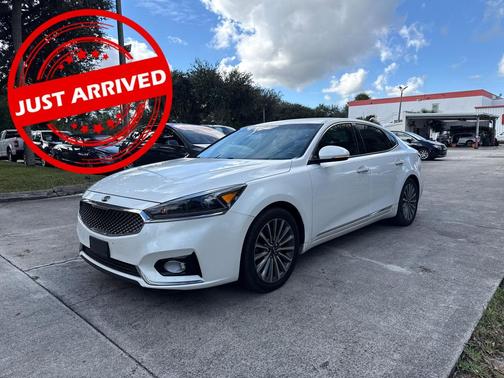 2017 Kia Cadenza Premium