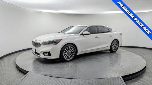2017 Kia Cadenza Premium