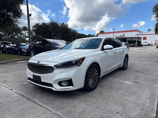 2017 Kia Cadenza Premium