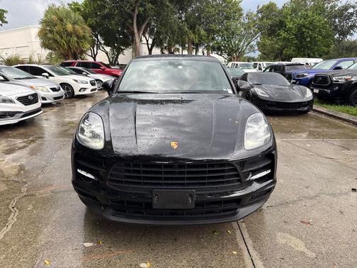 2021 Porsche Macan SUV