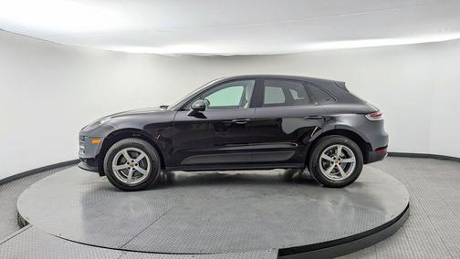 2021 Porsche Macan SUV