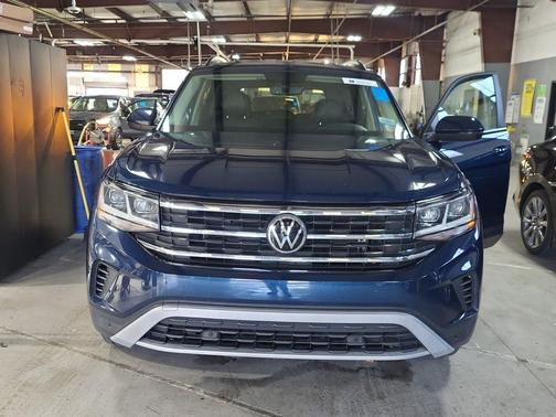 2021 Volkswagen Atlas 3.6L SE w/Technology