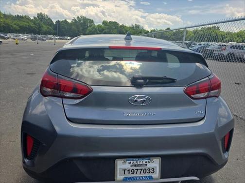 2020 Hyundai Veloster 2