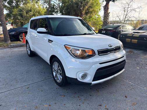 2017 Kia Soul +