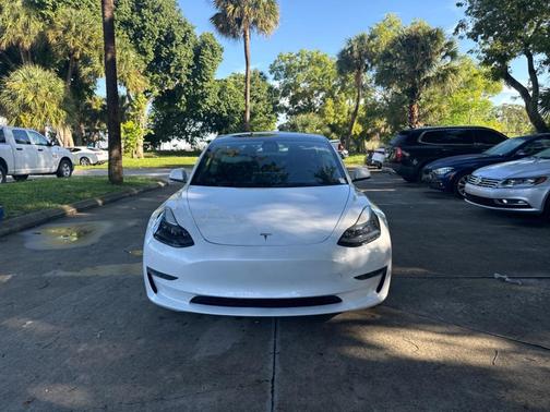 2023 Tesla Model 3 Standard Range