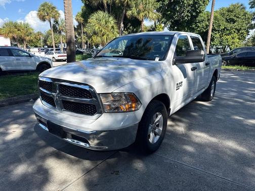 2023 RAM 1500 Classic SLT