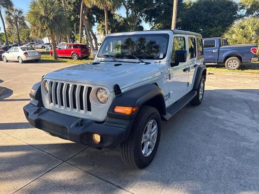 2020 Jeep Wrangler Unlimited Sport