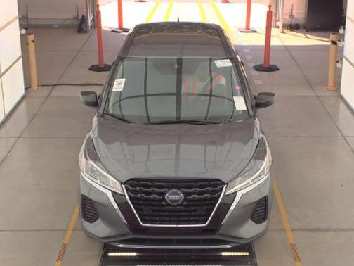 2021 Nissan Kicks S