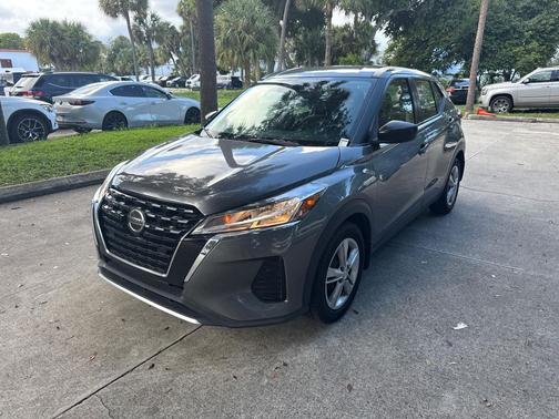 2021 Nissan Kicks S