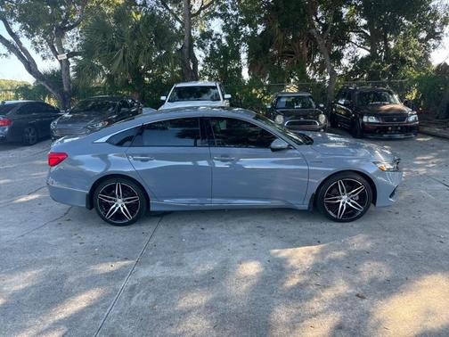 2022 Honda Accord Hybrid Touring