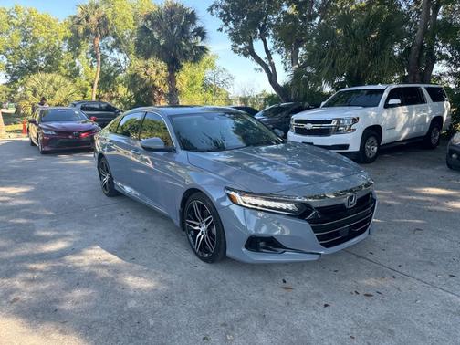 2022 Honda Accord Hybrid Touring