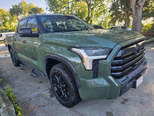 2022 Toyota Tundra SR5