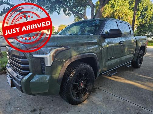 2022 Toyota Tundra SR5