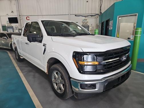 OXFORD WHITE 2024 Ford F-150 XLT