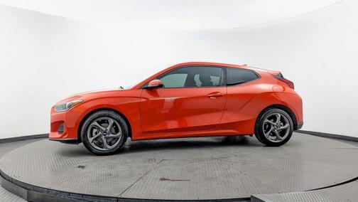 2020 Hyundai Veloster 2