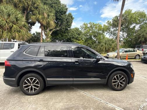 2021 Volkswagen Tiguan 2.0T SE 4MOTION