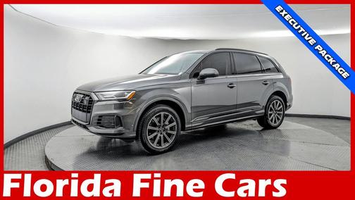 2023 Audi Q7 45 Premium Plus