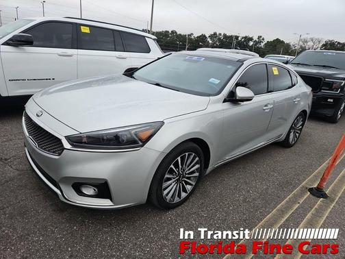 2017 Kia Cadenza Premium
