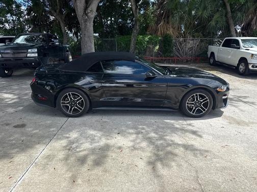 2021 Ford Mustang EcoBoost Premium