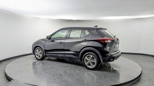 2023 Nissan Kicks S