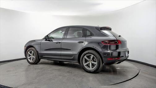 2018 Porsche Macan Base